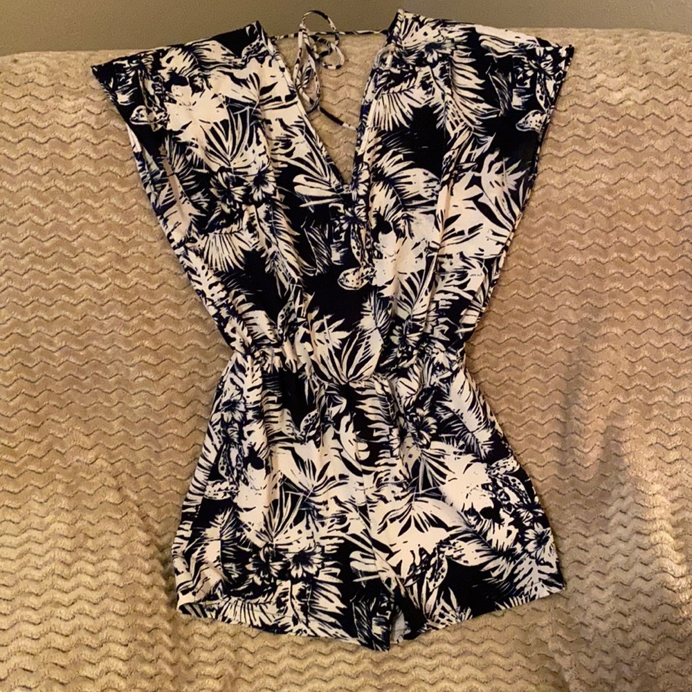 Shorts romper